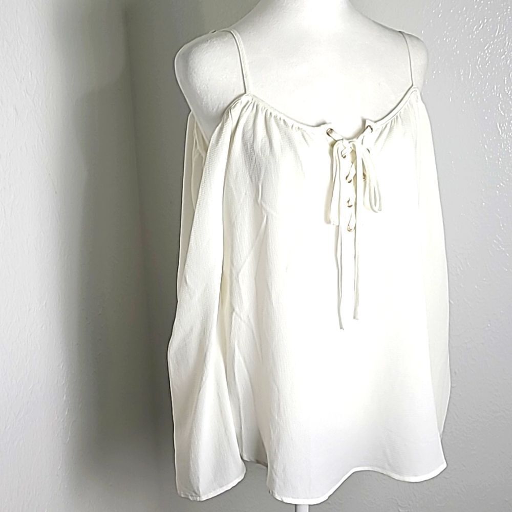 Active USA White Cold-Shoulder Top, Lace-up Front, Size Medium,NWT